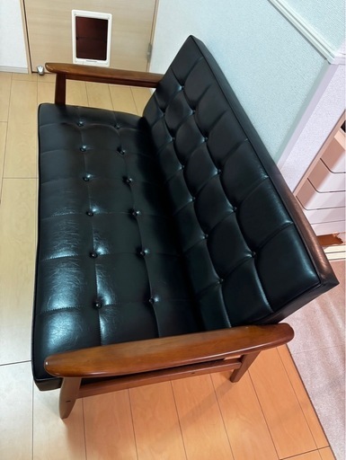 中古美品　カリモク　60 ソファ　ブラック