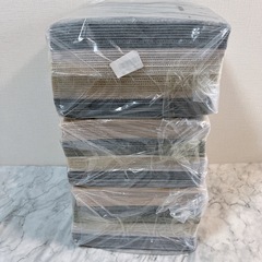 【未使用品】120枚 タイルカーペット ジョイントマット フロアタイル 防音 吸着マット 滑り止め対策 30×30cmの画像