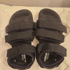 adidas☆スポーツサンダル 22.5cmの画像