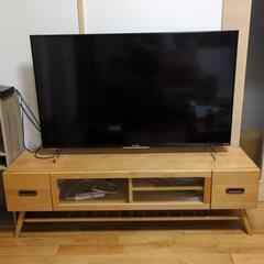 天然木のテレビボードの画像