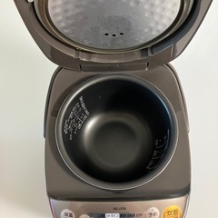 【取引き決定】炊飯器 ZOJIRUSHI マイコン炊飯ジャー 3合炊きの画像