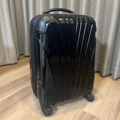 スーツケース
