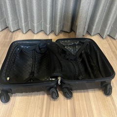 スーツケースの画像