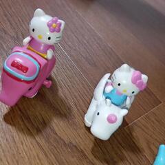 キティちゃん　おもちゃ　各一個　200円の画像