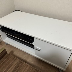 テレビボードの画像