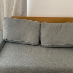 カウチソファー　と　スツール
の画像