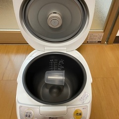 炊飯器 tiger IH JKD-V100の画像