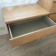 IKEA マルム　3段チェストの画像