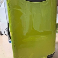 スーツケース　幅40cm×高さ65(コマ込み)cm×厚み25cmの画像
