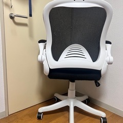 オフィス　チェアの画像