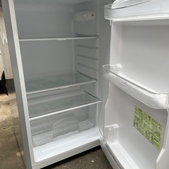 SHARP 冷蔵庫の画像