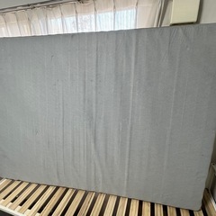 イケア IKEA HAMARVIK スプリングマットレス 140x200 中硬度 クイーンサイズ 受け渡し可能：8/21-25の画像