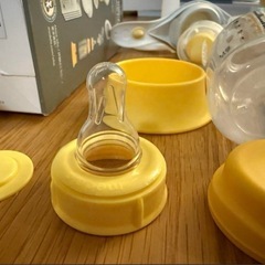 メデラ　Harmony Essentials Pack手動搾乳器の画像