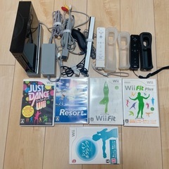 【すぐ遊べるフルセット】Wii本体＋バランスボード＋運動系ソフト5本セット
の画像