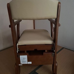 未使用品　介護用 家具調トイレ　アロン化成株式会社　安寿　ポータブルトイレ　の画像