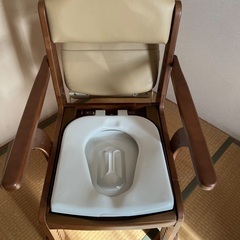 未使用品　介護用 家具調トイレ　アロン化成株式会社　安寿　ポータブルトイレ　の画像