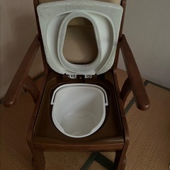 未使用品　介護用 家具調トイレ　アロン化成株式会社　安寿　ポータブルトイレ　の画像