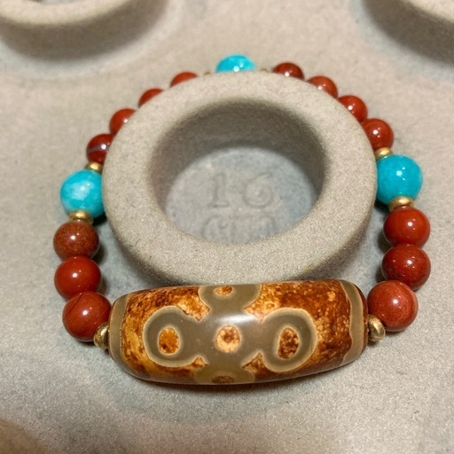 閃電五眼天珠（せんでんごごんてんじゅ）