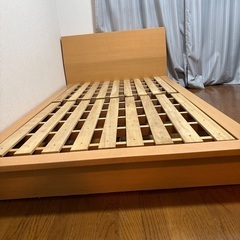 シングルベット木製フレームの画像