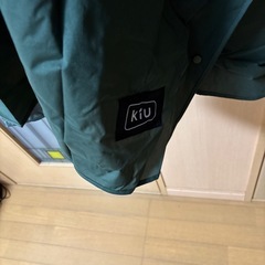 ｋiuメンズポンチョの画像