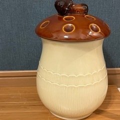 ヴィンテージ 陶器製きのこキャニスターの画像