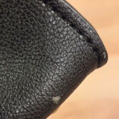 ZARA　ハンドバッグ　黒色　ベージュの画像