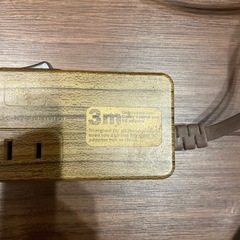 4口電源タップ 3m ブラウン 木目調 スイッチ付きの画像