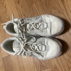 NIKE エアマックスSC スニーカー ホワイト/グレー 24.5cmの画像