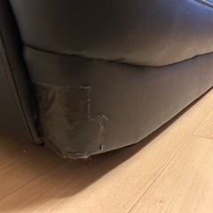 大塚家具　ソファー 黒 革 3人掛けの画像