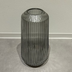 ガラス製フラワーベース○花瓶の画像