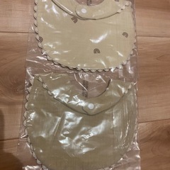 ベビー　ヨダレかけ　新品の画像