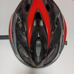 男性ものの自転車のサングラス 取り外し可能な紐の長さも調節できる 頭の部分も後ろのカチカチという部分で大きさが調節できるようになっています1500円にします いかがでしょうか今日はお昼からお仕事なので 午前中 早い時間に 買い取っていただけるから希望です 自宅の近所に名古屋市北区楠木1丁目店 ファミリーマートがあります そこから歩いて4分ぐらいところに我が家があります よろしくお願いいたしますの画像