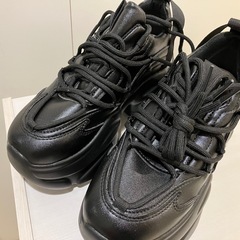厚底スニーカー 22~22.5cmの画像