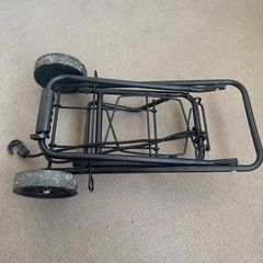 荷物運ぶ台車
の画像