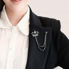 スーツ用アクセサリーの画像