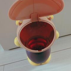 美品★アンパンマン収納ケースアンパンマンのお菓子ケース、小物入れ 持ち手付きで便利の画像