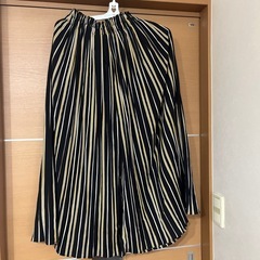 夏物パンツ
の画像