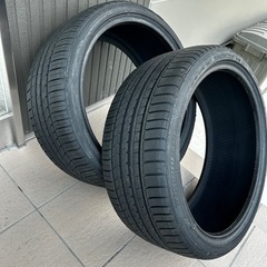 お買得！　新品タイヤ　235-35-19 2本の画像