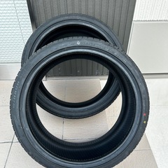 お買得！　新品タイヤ　235-35-19 2本の画像
