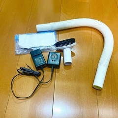 【コードレス掃除機】アイリスオーヤマ JCL108（バッテリー・充電器付き）紙パック式の画像