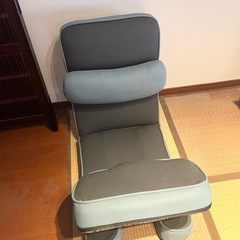 ゲーミング座椅子
の画像