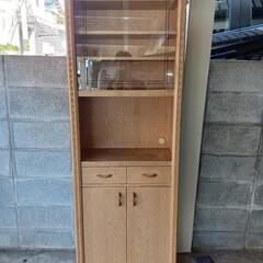 【広島市付近】食器棚　2年使用　美品 広島県の食器棚の中古が安い！激安で譲ります・無料であげます