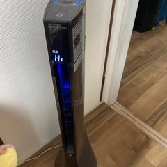 シャープのプラズマクラスタースリムイオンファン 2013年製の画像