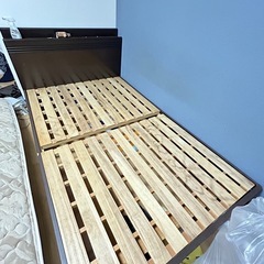 セミダブルベッド　マットレス込みの画像
