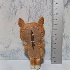 羊毛フェルト 柴犬ブローチ９㎝の画像