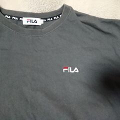 ♠　FILA トレーナー　長袖Tシャツ　サイズ : F　メンズ 　レディース　どちらでも着られそうですの画像
