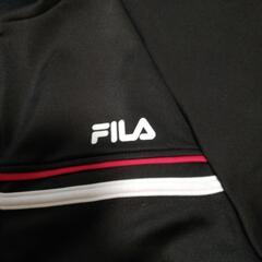 FILAのブラックラッシュガード 130~140センチくらいの画像