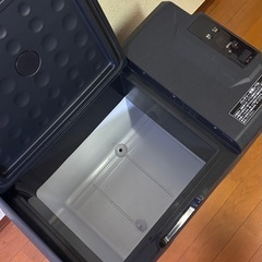 アイリスオーヤマ
ポータブル冷蔵庫　40Lの画像