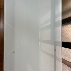 【お譲りします】テレビ台　　強化ガラス製の画像