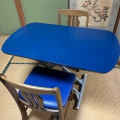 テーブル　椅子2脚